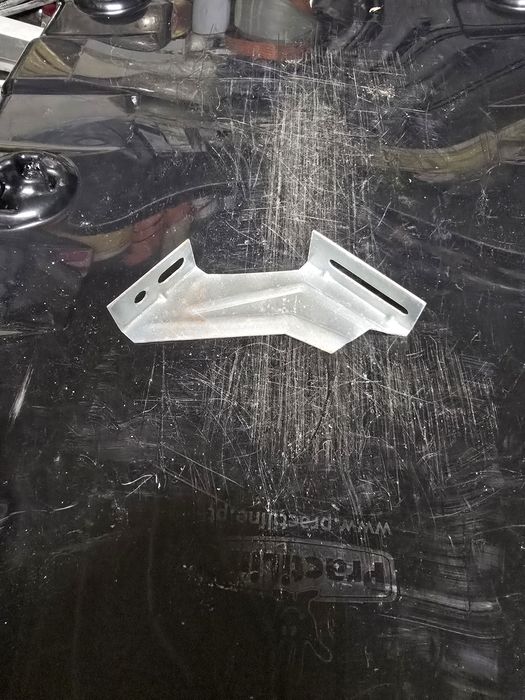 Esquadros metalicos 10 unid