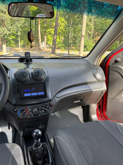 Shevrolet Aveo  1.5 корея