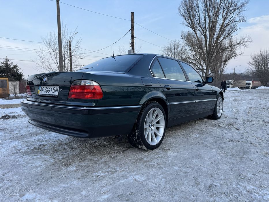BMW E38Long 735i