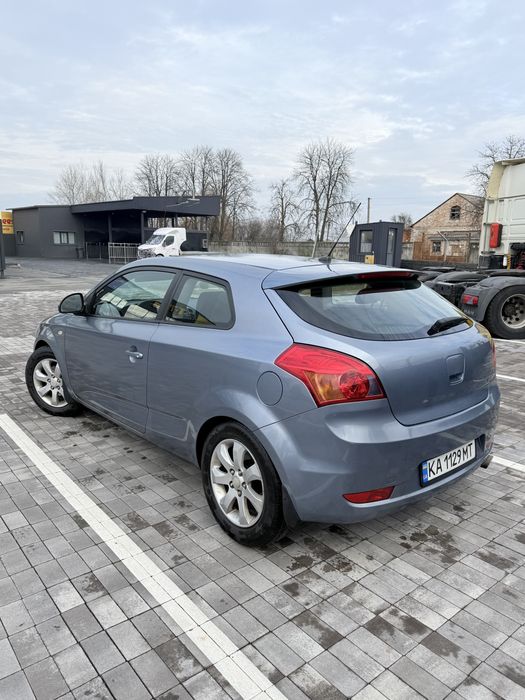 Kia Ceed 2009 1.4 109 к.с.