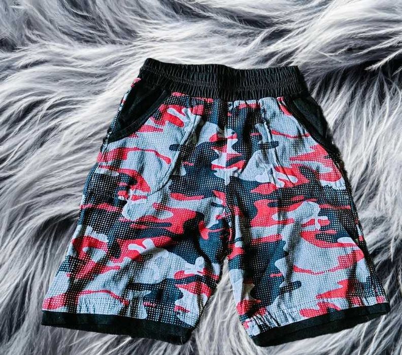 Spodenki moro rozmiar 134 NOWE