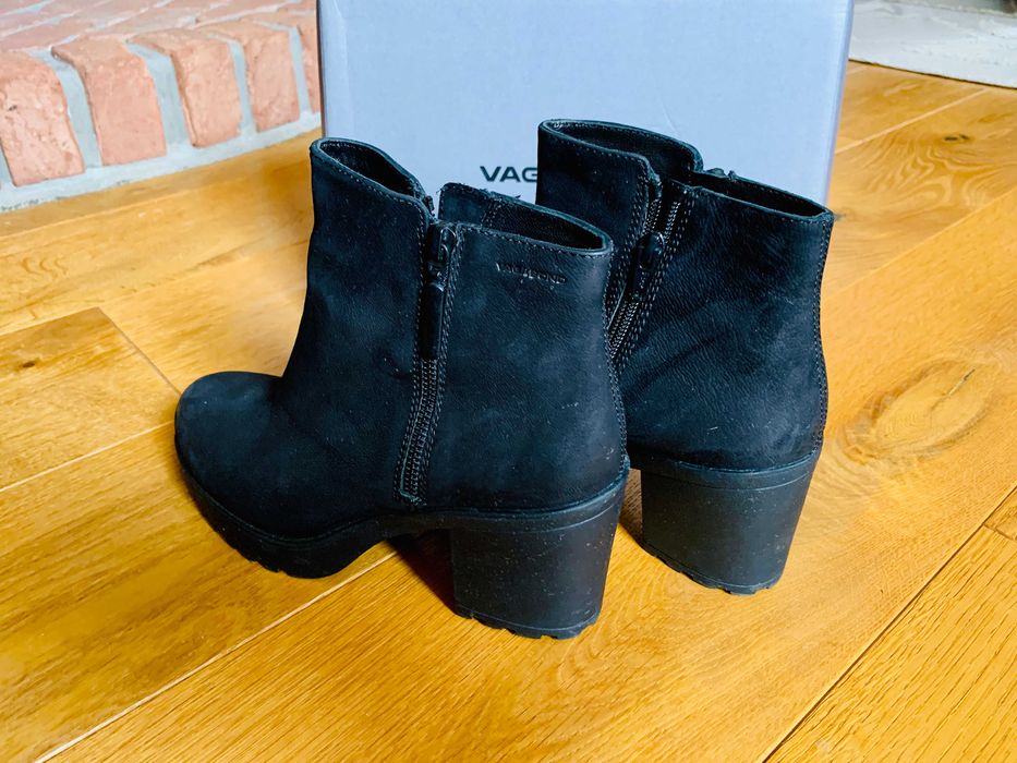 .:: Okazja! Vagabond Shoemakers Botki damskie Grace Black 39 ::.