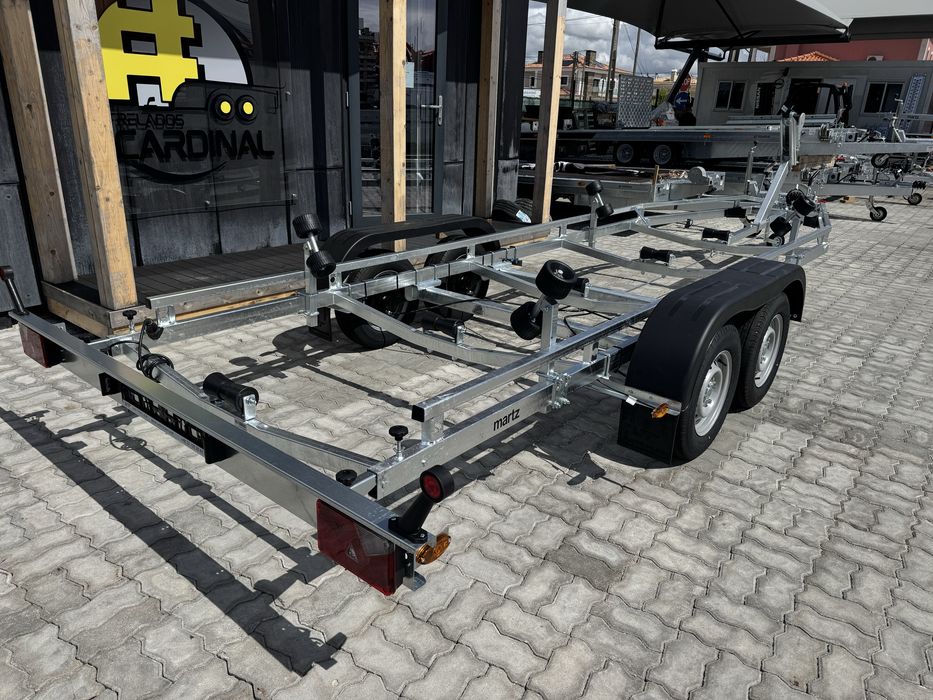 Atrelado MARTZ YACHT 2500/2  Novo /Garantia