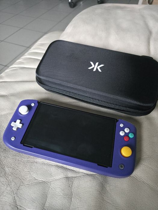Switch OLED biała Nintendo pad grip cały zestaw dodatki