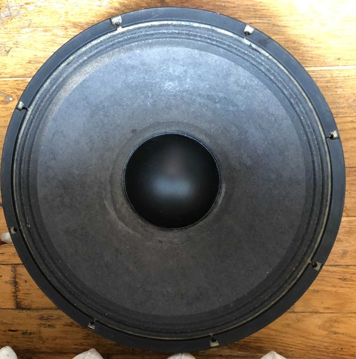 Підсилювач Усилитель підсилювач  XT 2000  микрофон