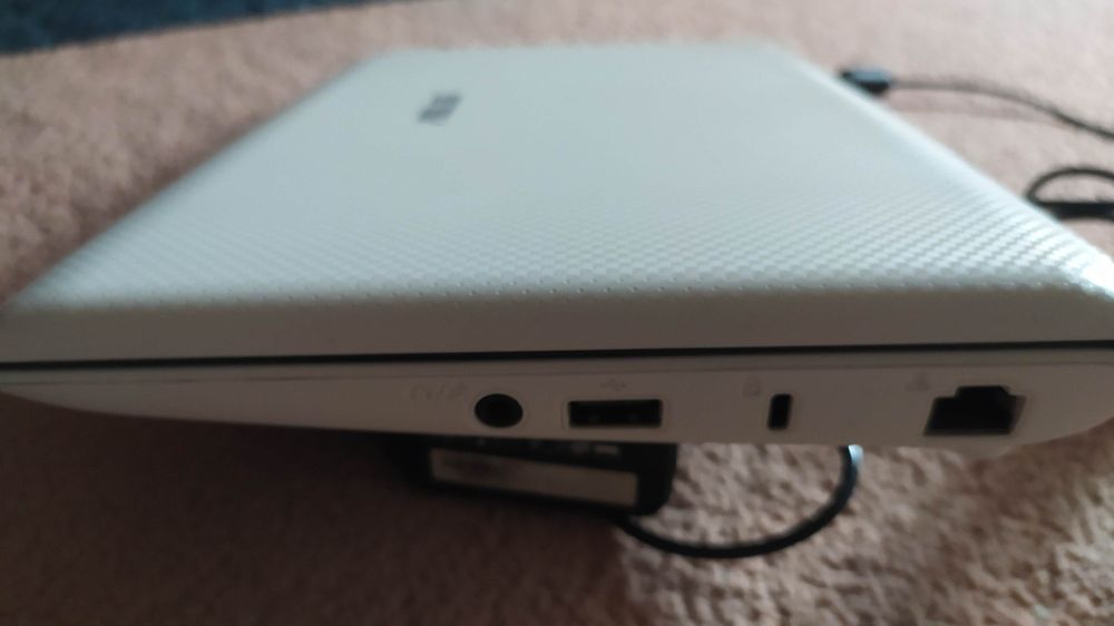 міні ноутбук Asus Ess PC1001PXD