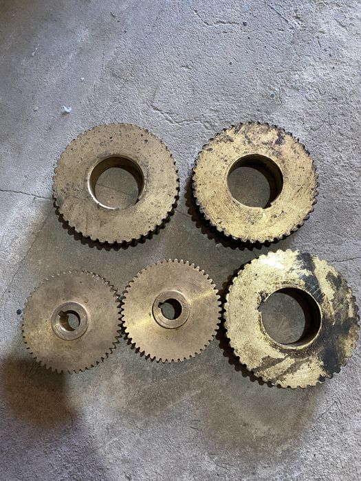 Шестерні бронзові