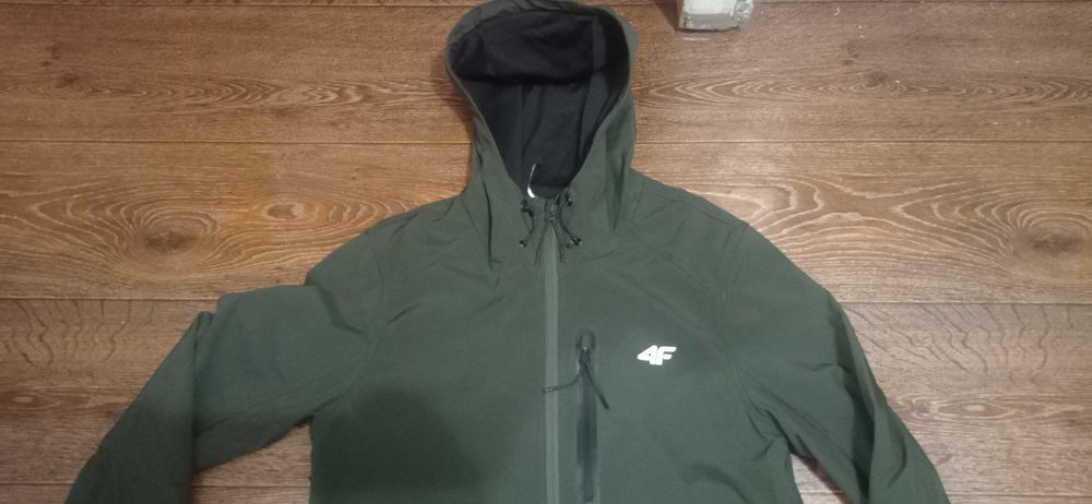 Długa kurtka Softshell parka 4F S damska jesienna przeciwdeszczowa