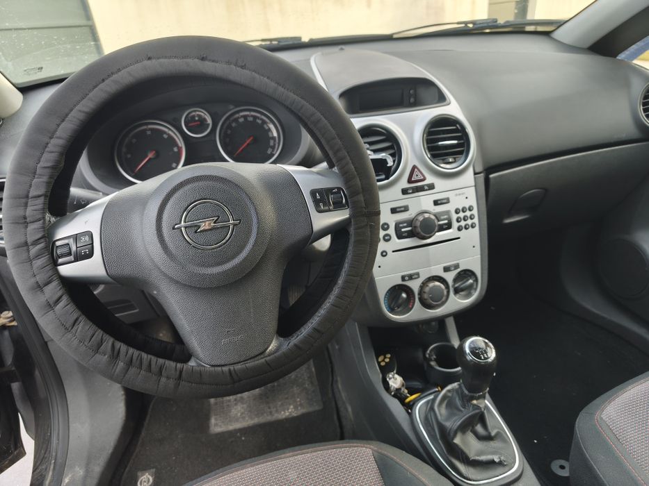 Opel Corsa D de 2008 Diesel Comercial APENAS 145 000 KMS