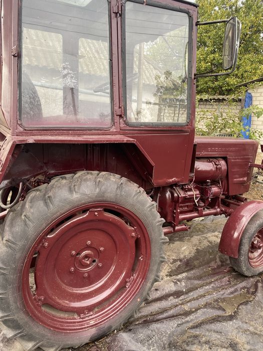 Продам тракторТ25