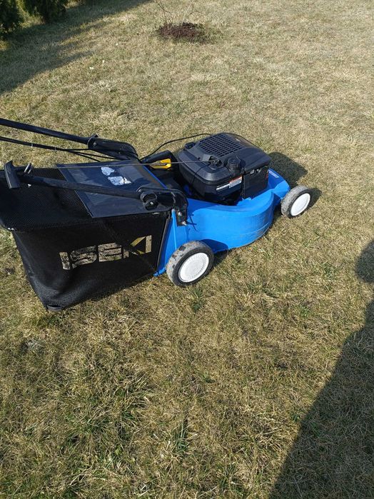 Sprzedam kosiarkę spalinową iseki
