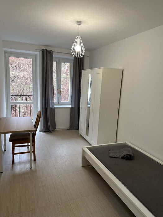 Mieszkanie 5 pokojowe do wynajecia Kłodzko