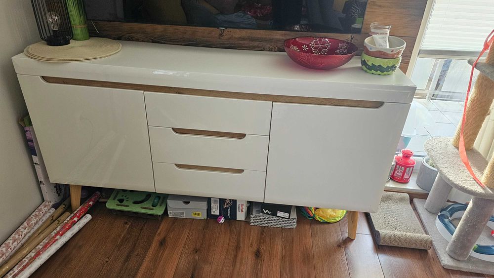 Szafka, komoda do salonu