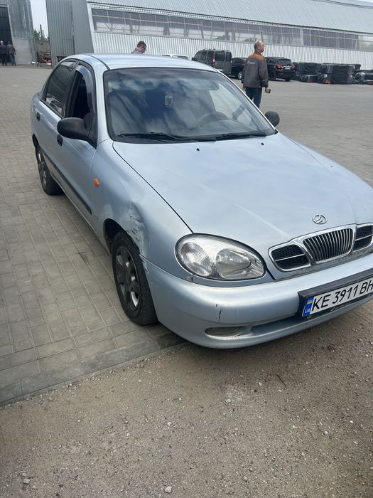 Продам ланас 2005 года