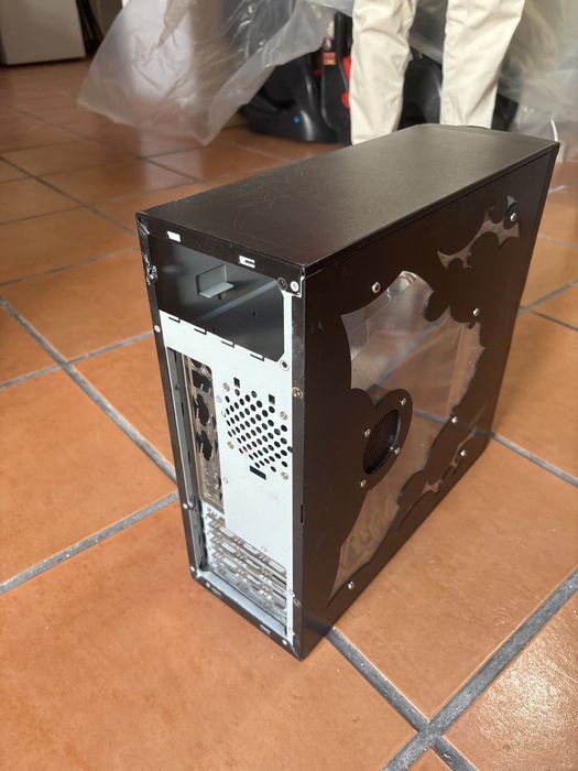 Varias Caixas de computador