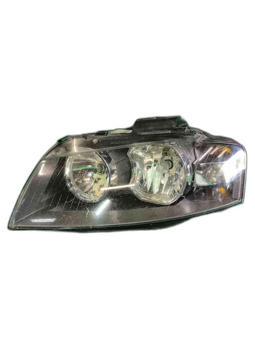 Ótica / Farol Esquerdo AUDI A3 Sportback 8P0941003K (OEM) | 0301206201 (OEM)