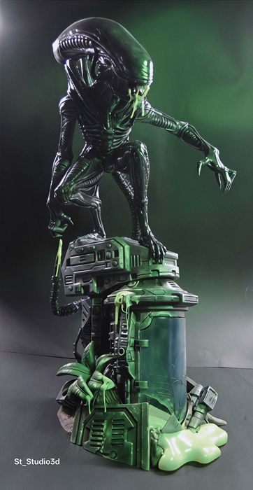 Figuras Colecionáveis Premium: Luffy, Alien, Zoro e Naruto (Pintura Manual)