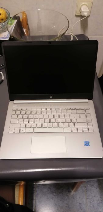 HP Pavilion Laptop + Bolsa Transporte