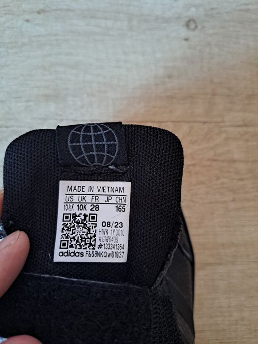 Adidas czarne r.28 unisex