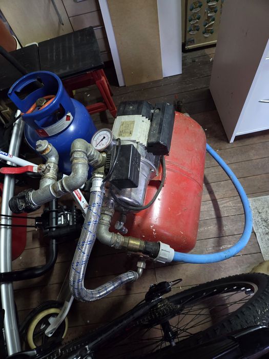 Hydrofor z pompą 50 litrów HWA 2000 moc 800W , automat wodociągowych