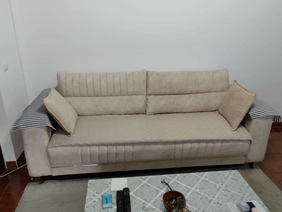 Estou a vender este sofà
