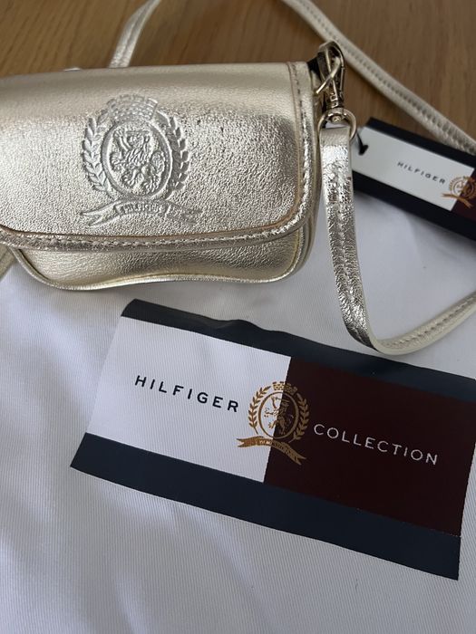 Minicarteira dourada Tommy Hilfiger