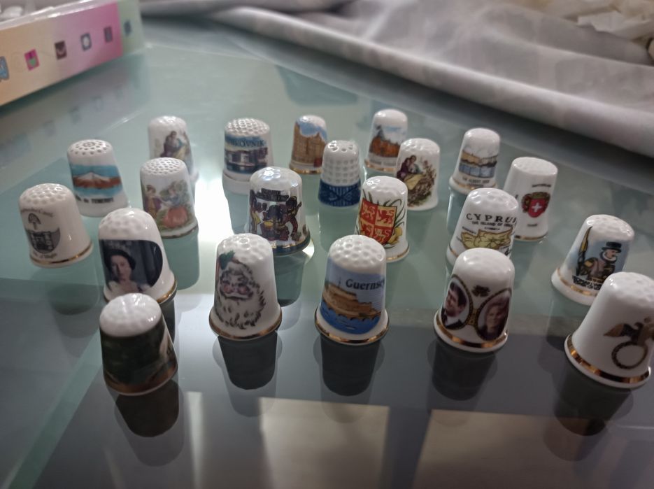 Dedais em cerâmica novos