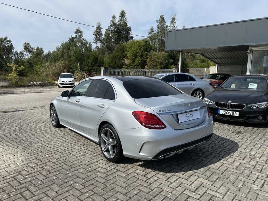 Mercedes-Benz C220d AMG - Nacional - 100 mil kms