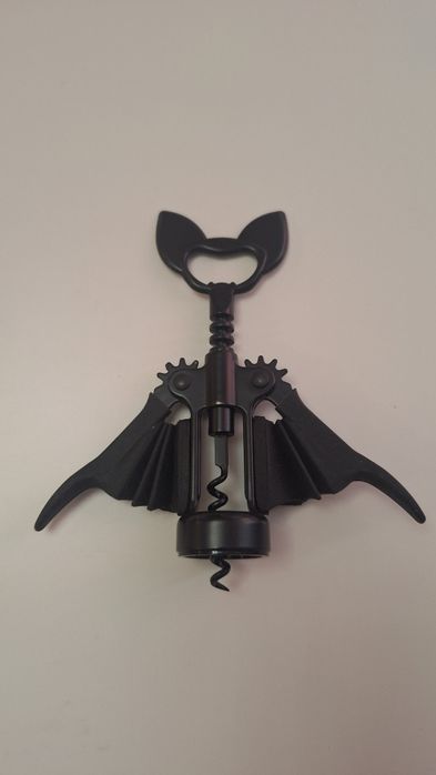 OTOTO Vino – otwieracz do butelek i korkociąg w jednym