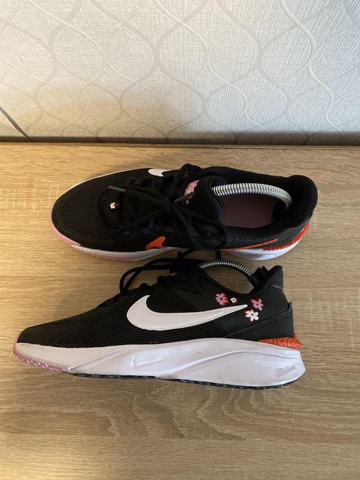 Кросівки Nike Star Runner 4 NN SE 39 р