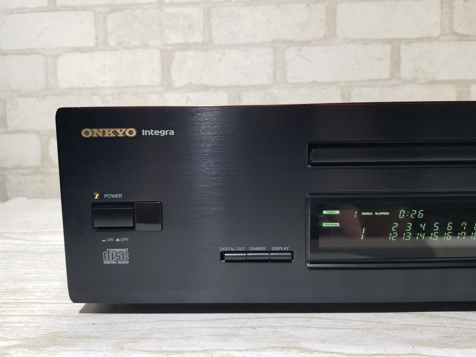 CD програвач/проигрыватель Onkyo DX-7711+1  б/у з Німеччини