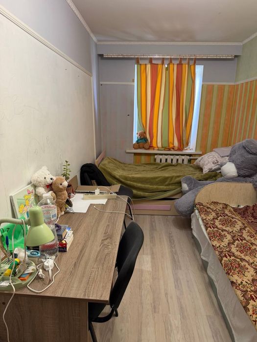 Сдам кімнату в 3 х кімнатній квартирі по вул. Европейська