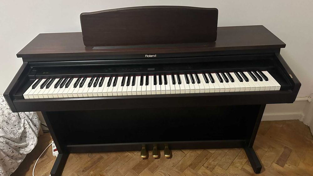 Vendo Piano Roland,em perfeito estado