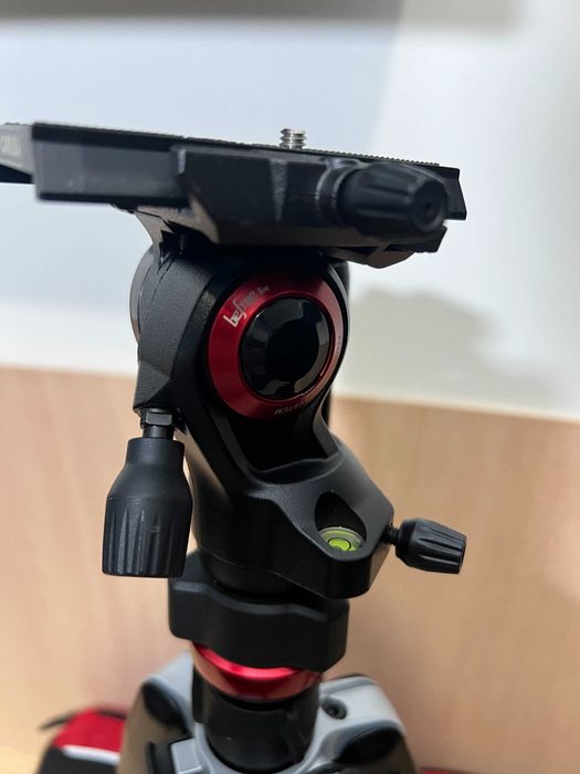 Manfrotto Be Free Tripod - MVKBFRT-LIVE