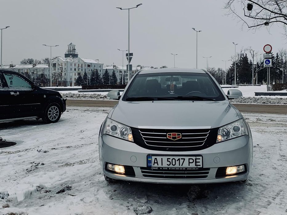 Авто Джили Емгранд ЕС7