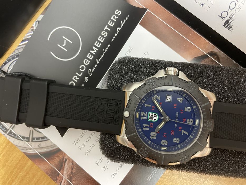 Luminox Manta Ray