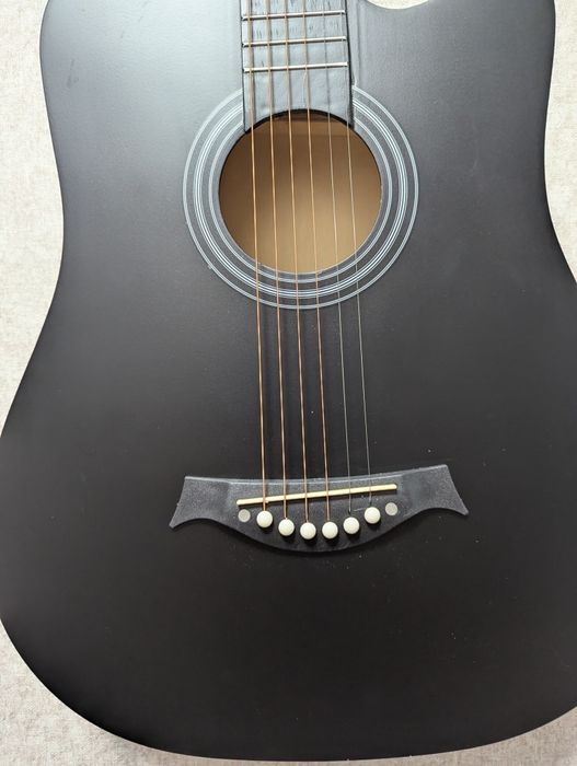 Акустична гітара + комплект для навчання