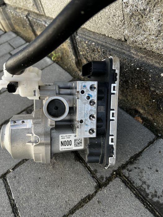 Блок ABS ioniq 5 hyundai блок абс 58500-PI000  PI585-53000
