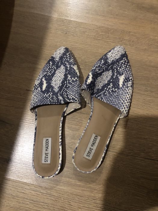 Сабо дуже мʼякі шкіра