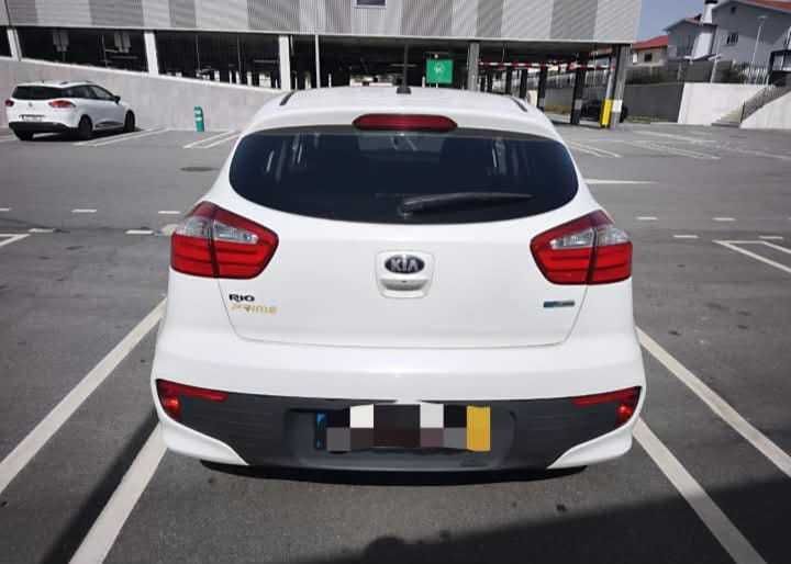 Kia Rio Prime impecável