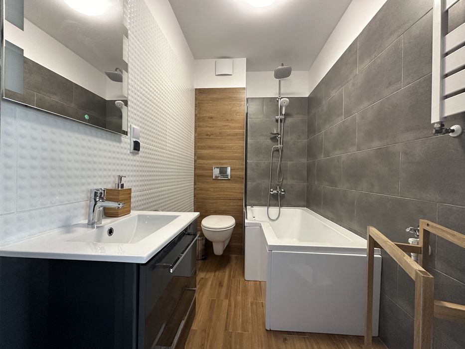 Wynajmę umeblowaną KAWALERKĘ w centrum Jeleniej Góry