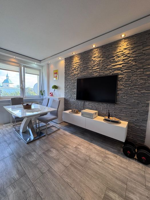 Studio 40 m², Centrum Słupska — duży balkon, widok na rzekę i zabytki