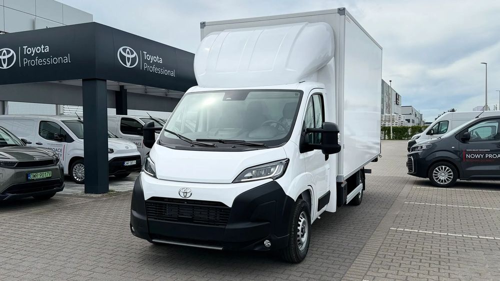 Toyota Proace Max  Proace Max 2.2d-4D 140KM Kontener 8EP +Winda DHOLLANDIA 750kg OD RĘKI!