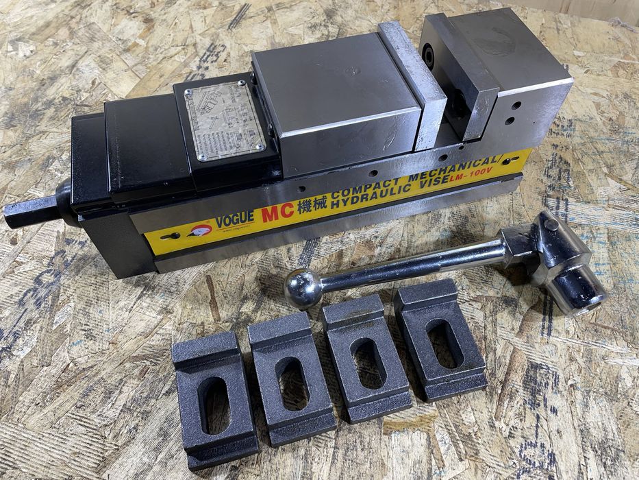 Лещата прецизійні гідравлічні механічні LM 100-200 мм