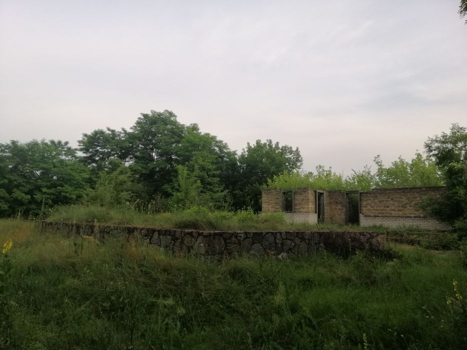 Продам земельну ділянку під забудову