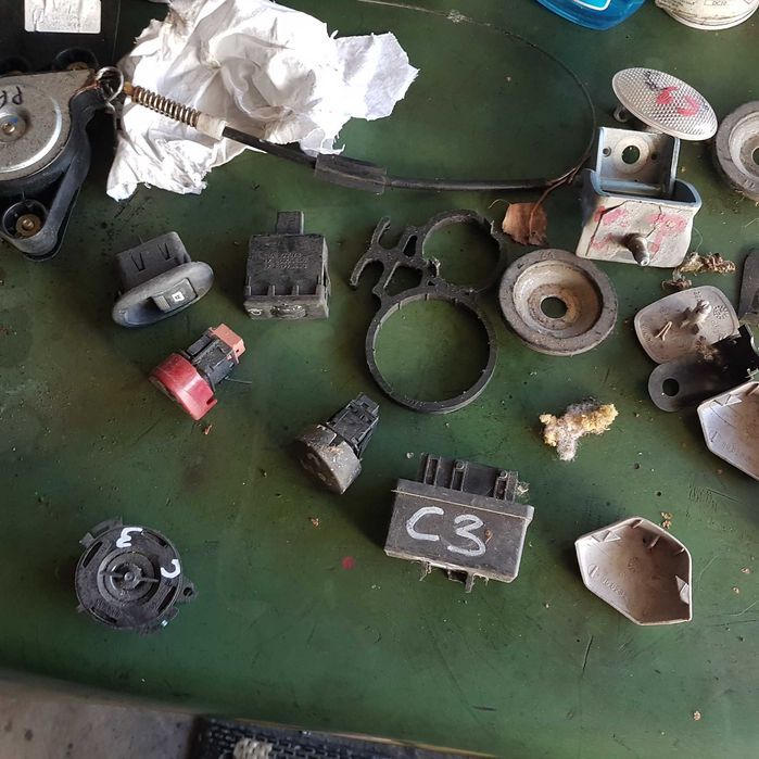 przełącznik włącznik suwak głośnik przekażnik głośnik citroen c2 c3