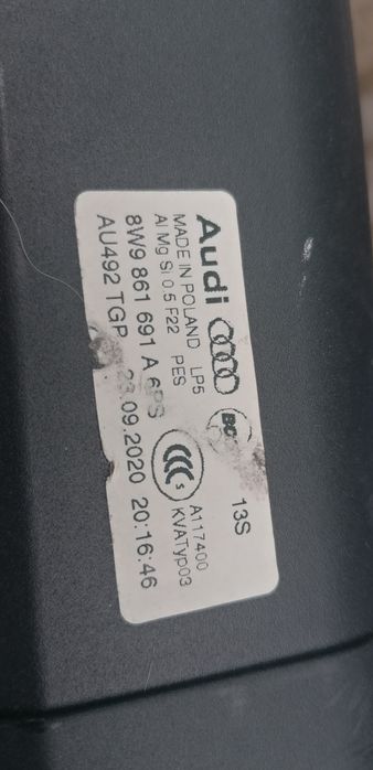Rede carga audi a4 b9 Chapeleira
