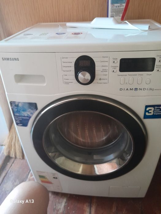Продам стеральную машину на запчастини  Samsung