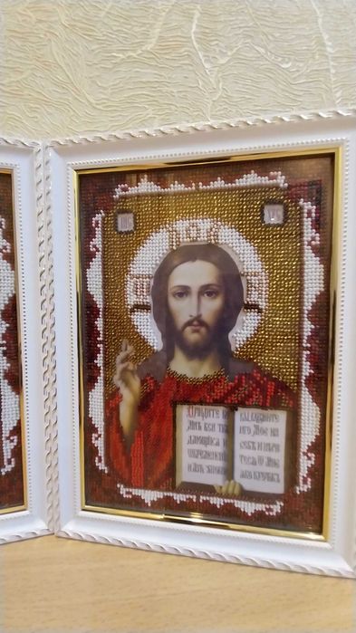 Рушник весільний та ікони
