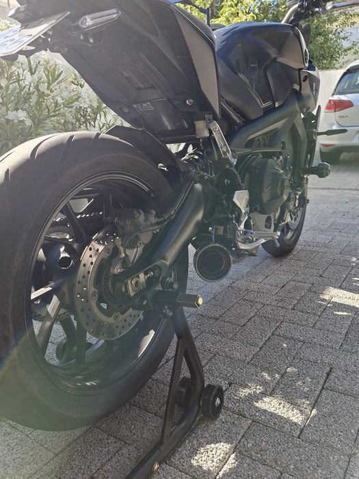 Yamaha MT-09 Preta